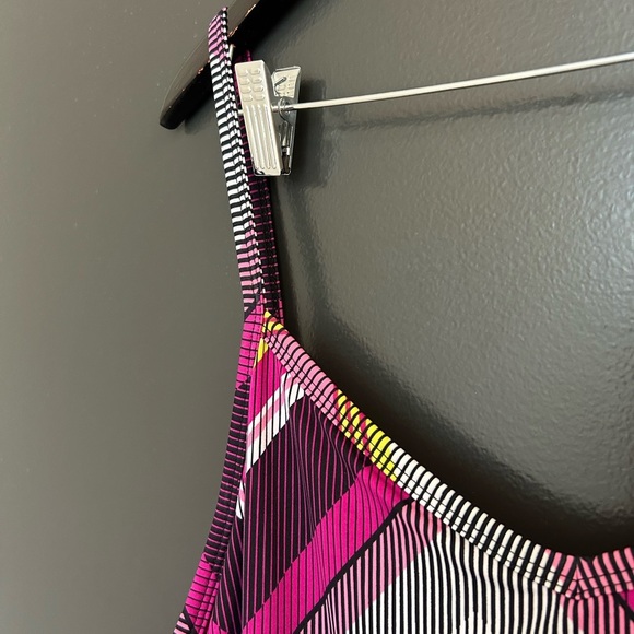 Penningtons feel pretty 3X mint/new condition Pink and Gray Chevron Maxi Dress - Picture 5 of 15